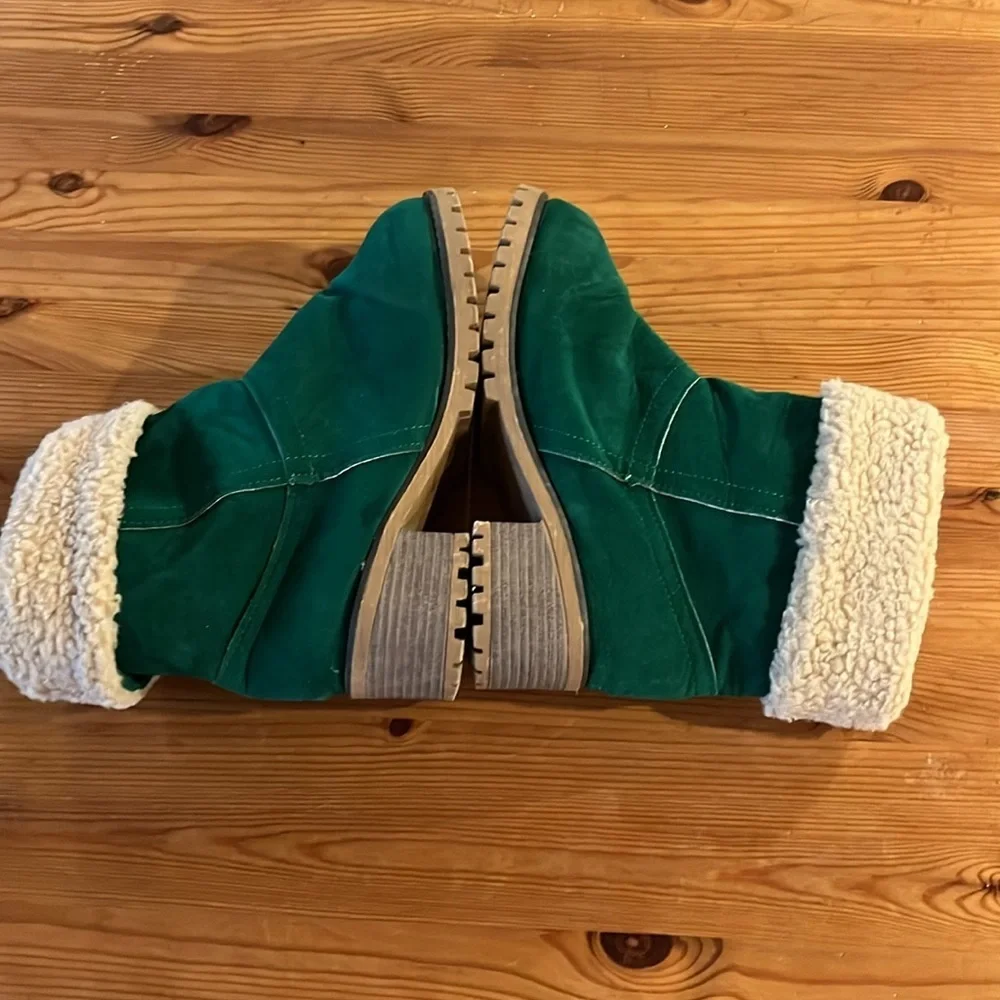 Chunky Heeled Suede Kelly Green Chelsea Winter Boots Size. 41 - Picture 5 of 9